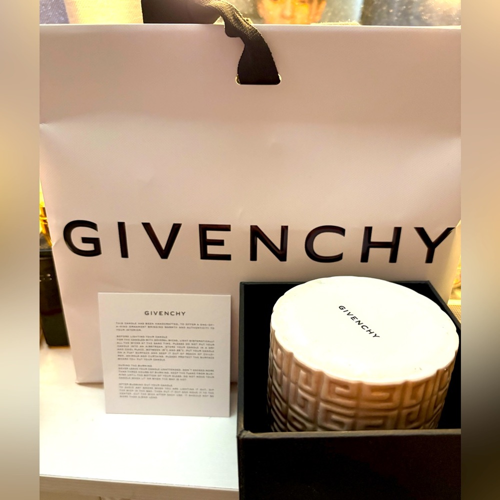 Givenchy candle 🕯️